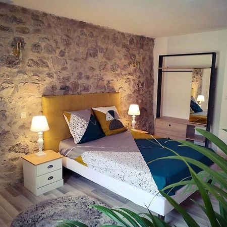 Maison De Village Avec Terrasse Luc-en-Diois المظهر الخارجي الصورة