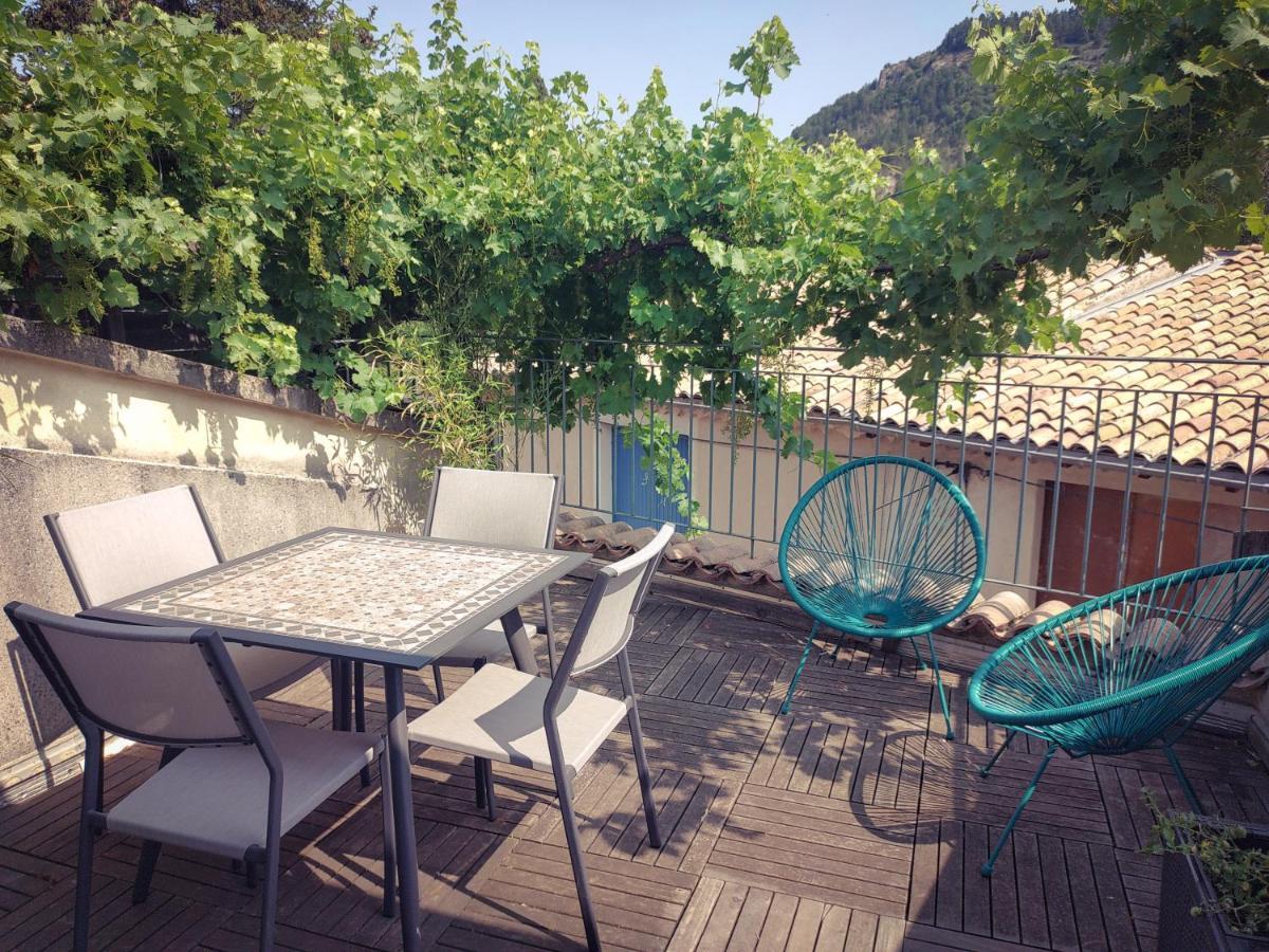 Maison De Village Avec Terrasse Luc-en-Diois المظهر الخارجي الصورة